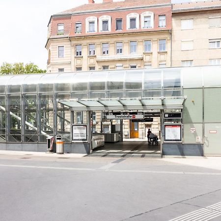 Vienna Central Station Accommodation Экстерьер фото
