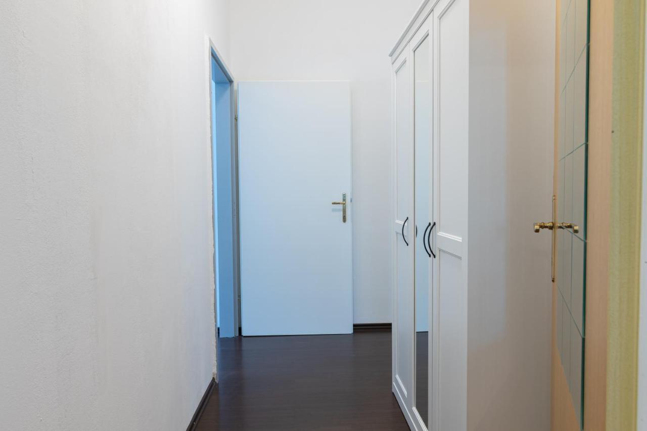 Vienna Central Station Accommodation Экстерьер фото