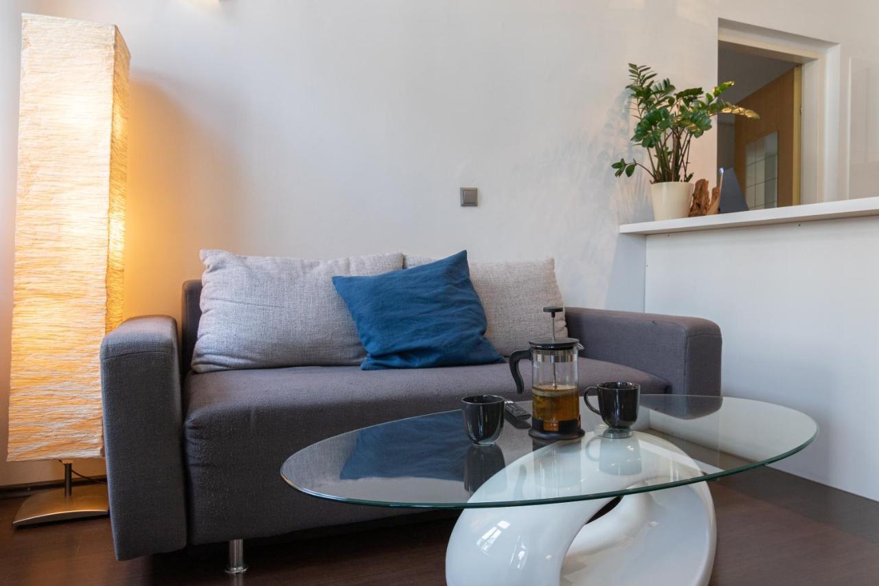 Vienna Central Station Accommodation Экстерьер фото